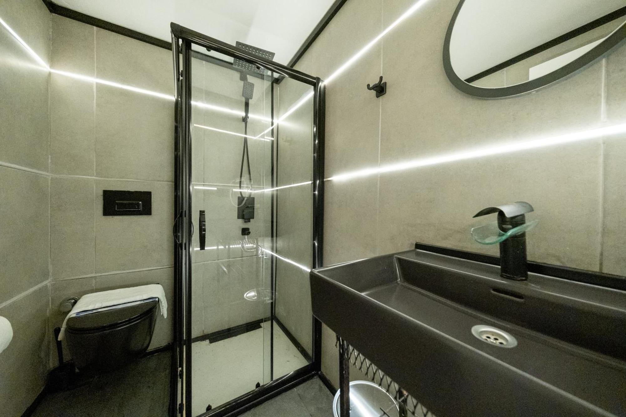 Hotel Suite By Frame Istanbul Bagian luar foto